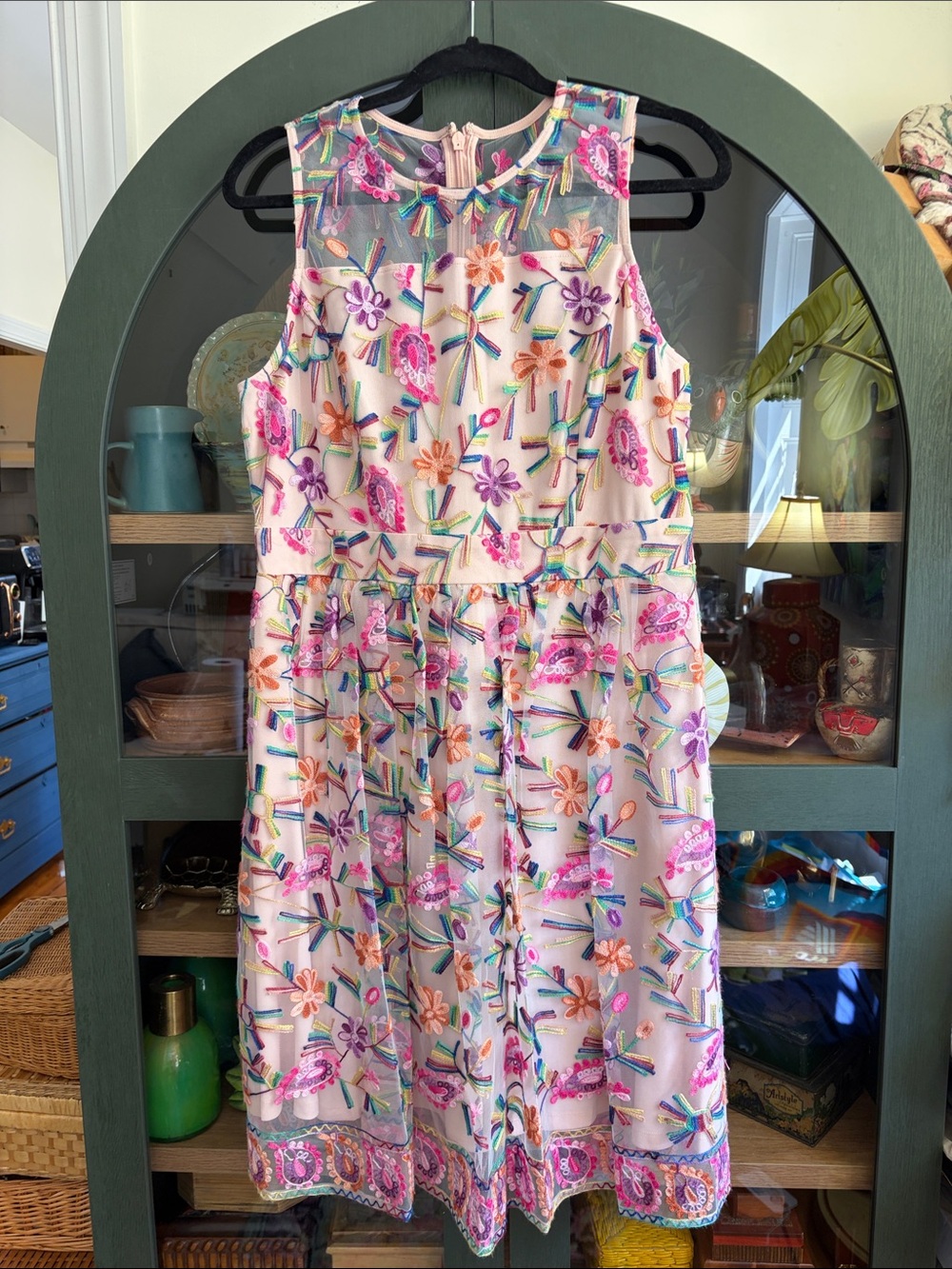 Sleeveless Embroidered Floral Midi Dress - Pink